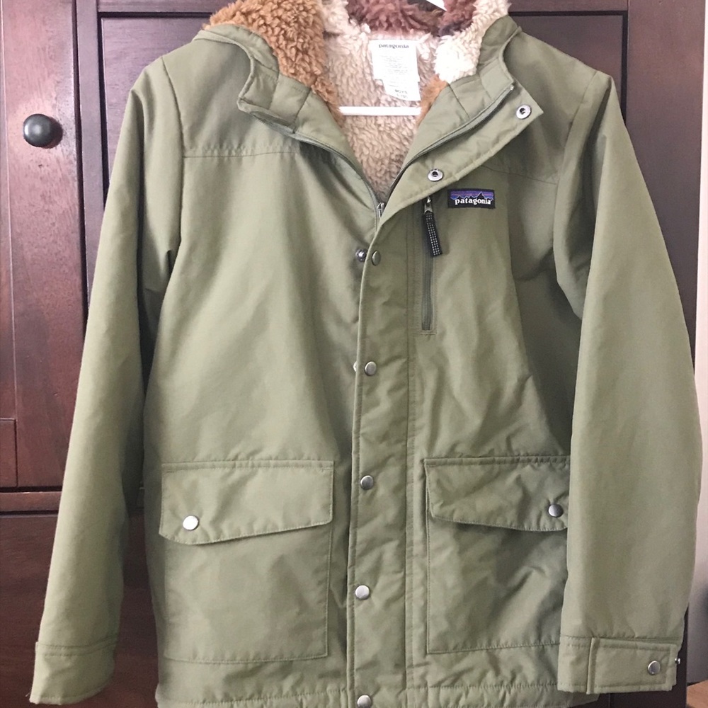 Patagonia Winter Coat - olive green- Gently Used